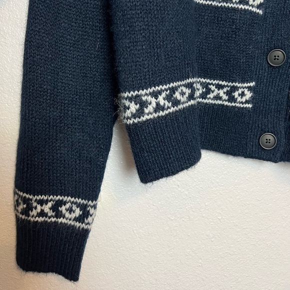 NWT Old Navy Deer Holiday Cardigan Navy Size Medium - Picture 3 of 7